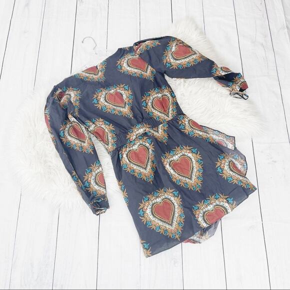Rhode Piper  Blue Ebony Heart Print VNeck Long Puffed Sleeve‎ Size Large NEW - Picture 4 of 5